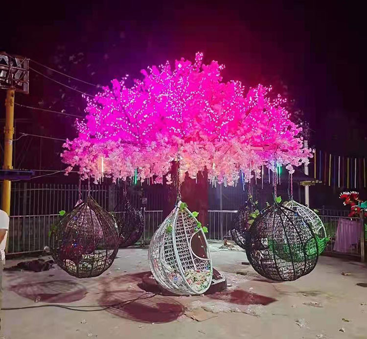 樱花树旋转秋千生产厂家，郑州博众文旅